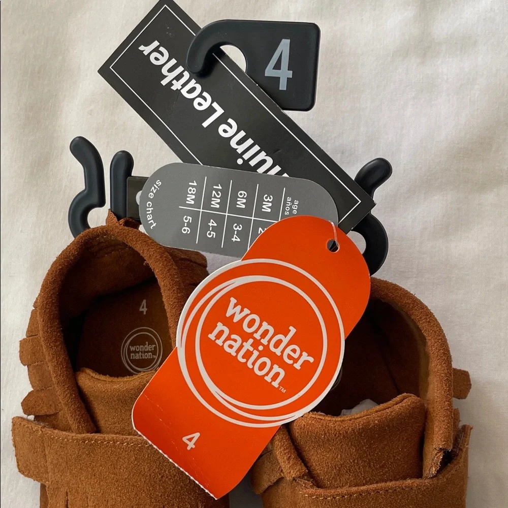 Wonder Nation Brown Kids Moccasins Size 4